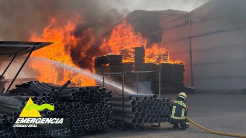 Incendio en la fábrica de Pozuelo de Calatrava