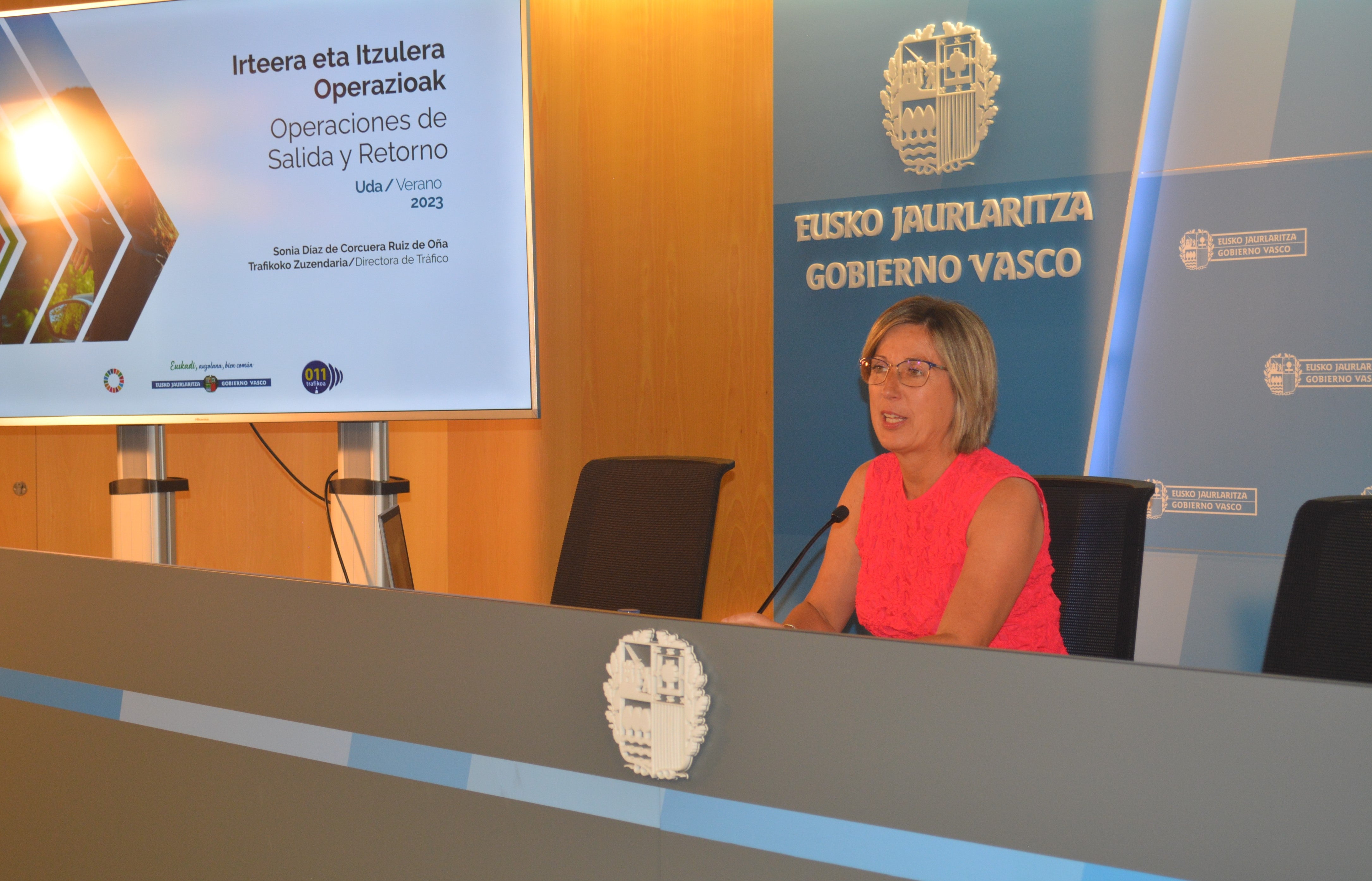 La operación salida de tráfico se complica con el paso del Tour en Euskadi La operación salida de tráfico se complica con el paso del Tour en Euskadi