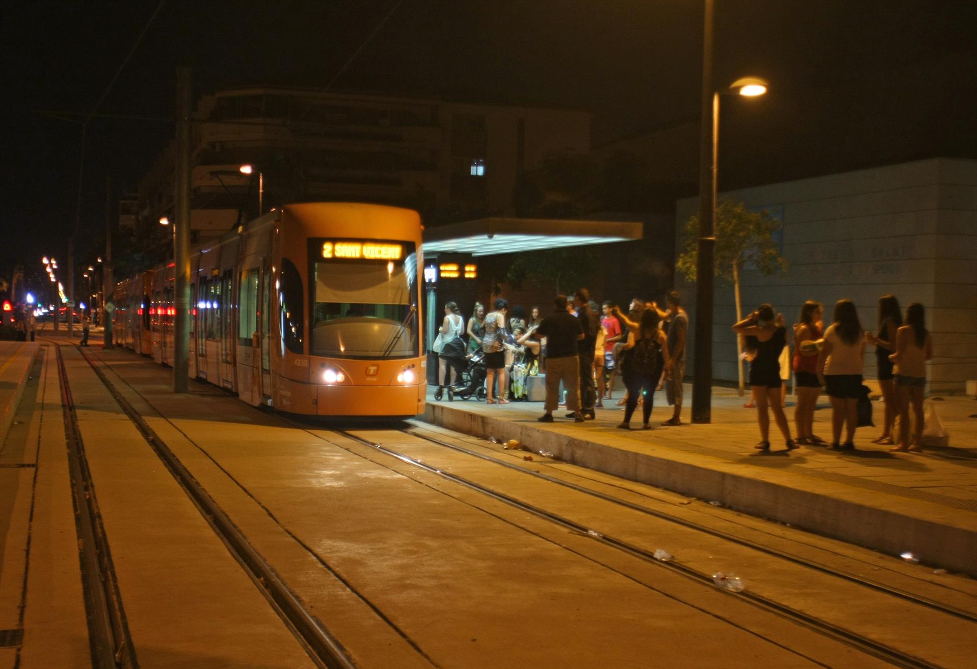 Carlos Mazón: “No perderemos ni un minuto para hacer realidad el proyecto de Tram de Elche” Carlos Mazón: “No perderemos ni un minuto para hacer realidad el proyecto de Tram de Elche”