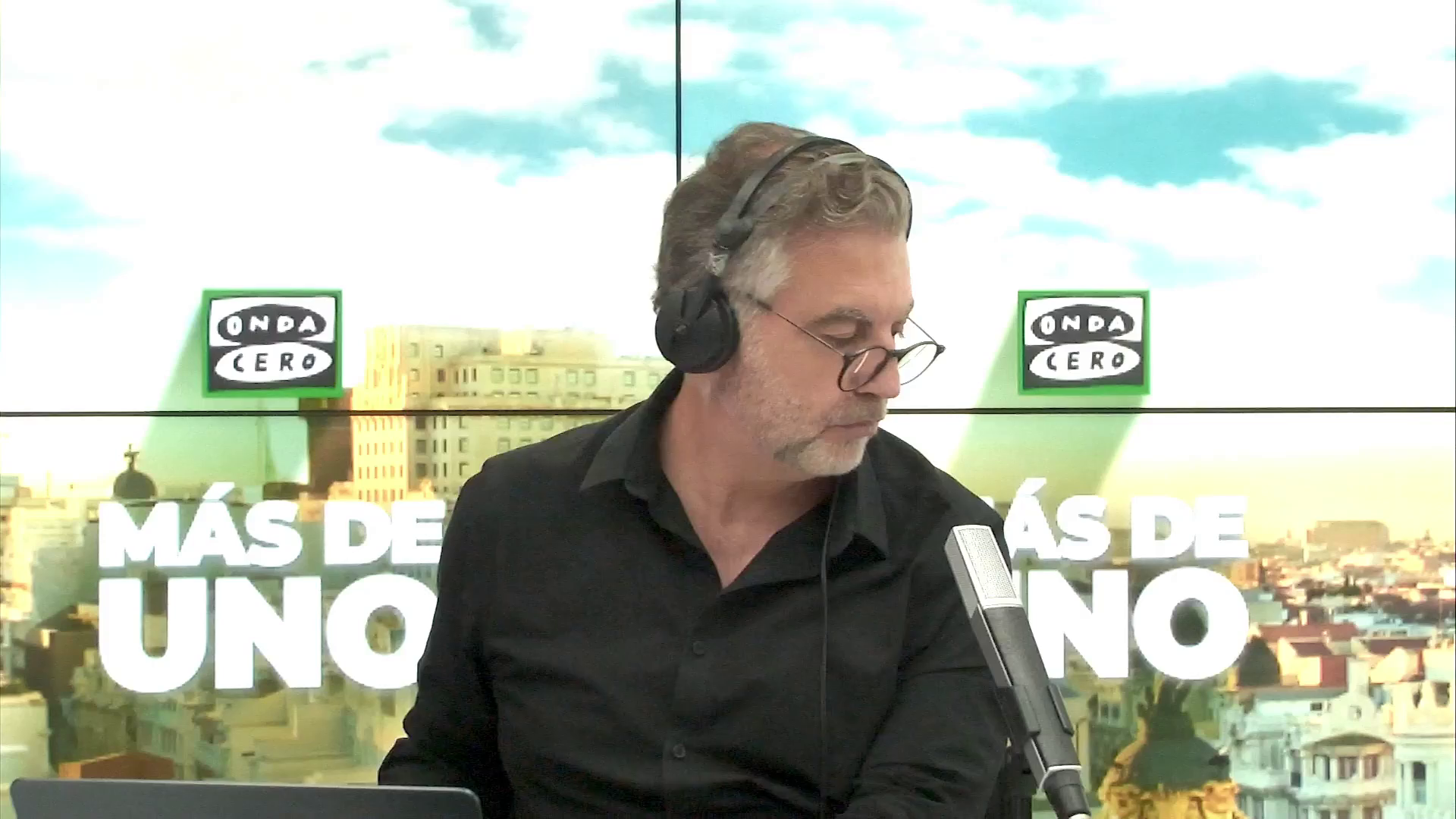 Vídeo | Monólogo de Alsina: "A Sánchez se le pone el pelo naranja" Vídeo | Monólogo de Alsina: "A Sánchez se le pone el pelo naranja"