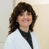 Investigadors del Vall d’Hebron avalen l’eficàcia d’un fàrmac que redueix el risc de progressió de càncer colorectal metastàtic Investigadors del Vall d’Hebron avalen l’eficàcia d’un fàrmac que redueix el risc de progressió de càncer colorectal metastàtic