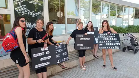 Protesta de las trabajadores de la escuela infantil Son Ferriol de Palma Protesta de las trabajadores de la escuela infantil Son Ferriol de Palma