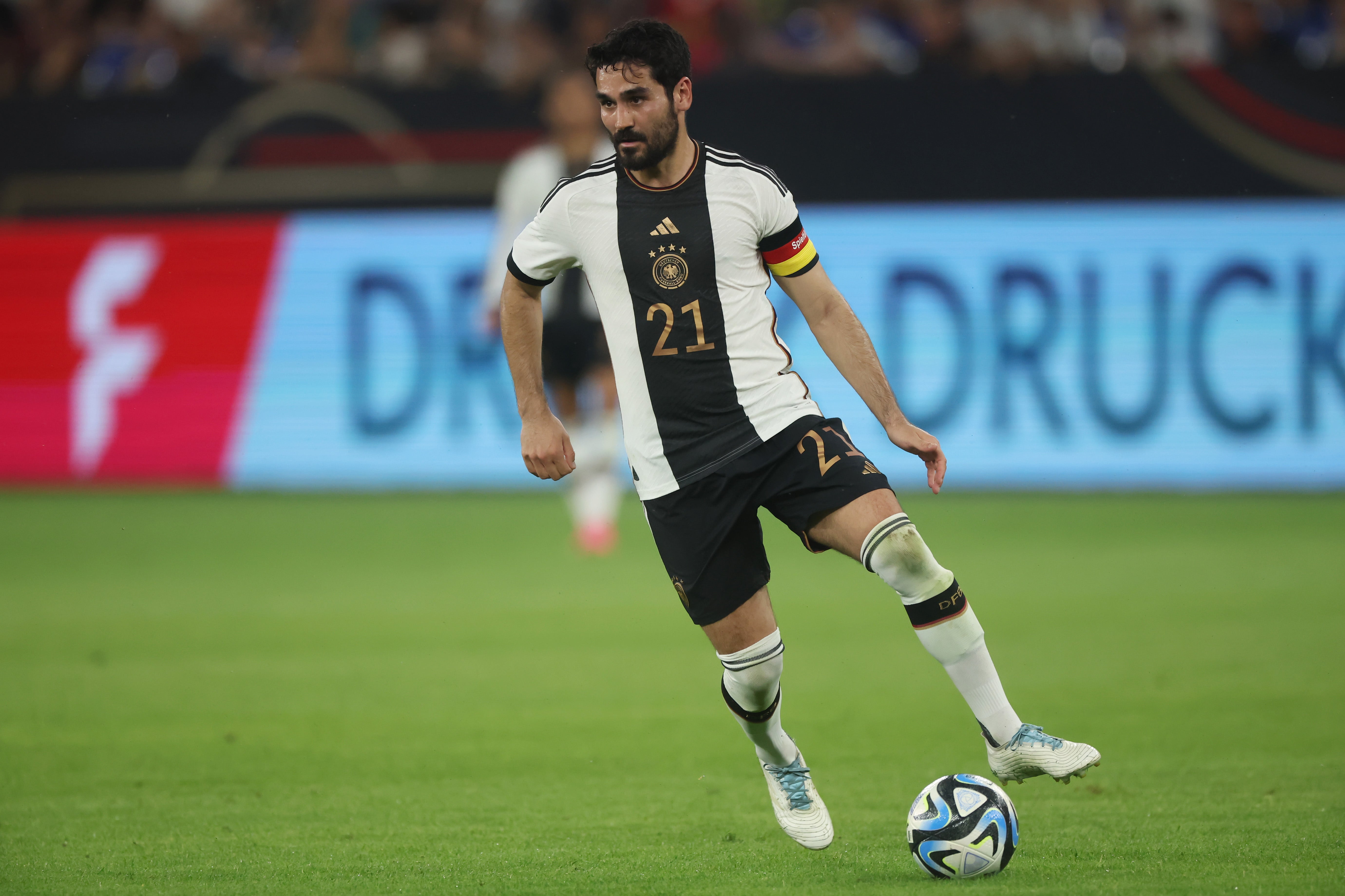 El Barcelona confirma el fichaje de Gündogan El Barcelona confirma el fichaje de Gündogan