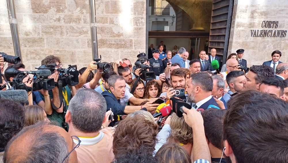 Santiago Abascal a las puertas de Les Corts