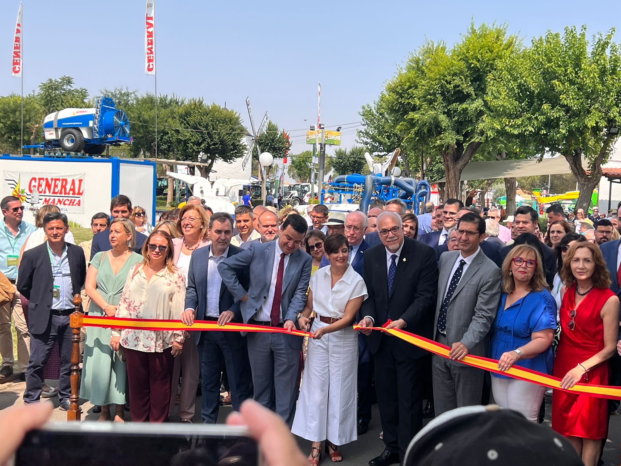Inaugurada la 61ª edición de FERCAM en Manzanares Inaugurada la 61ª edición de FERCAM en Manzanares