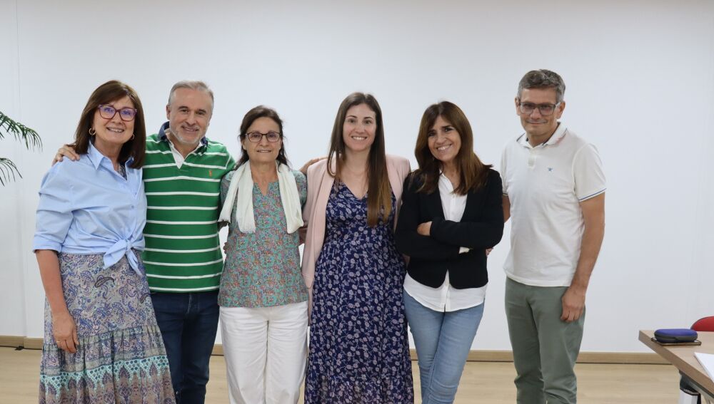El equipo de profesionales del Hospital Dr. Balmis que componen la Escuela de Atopia