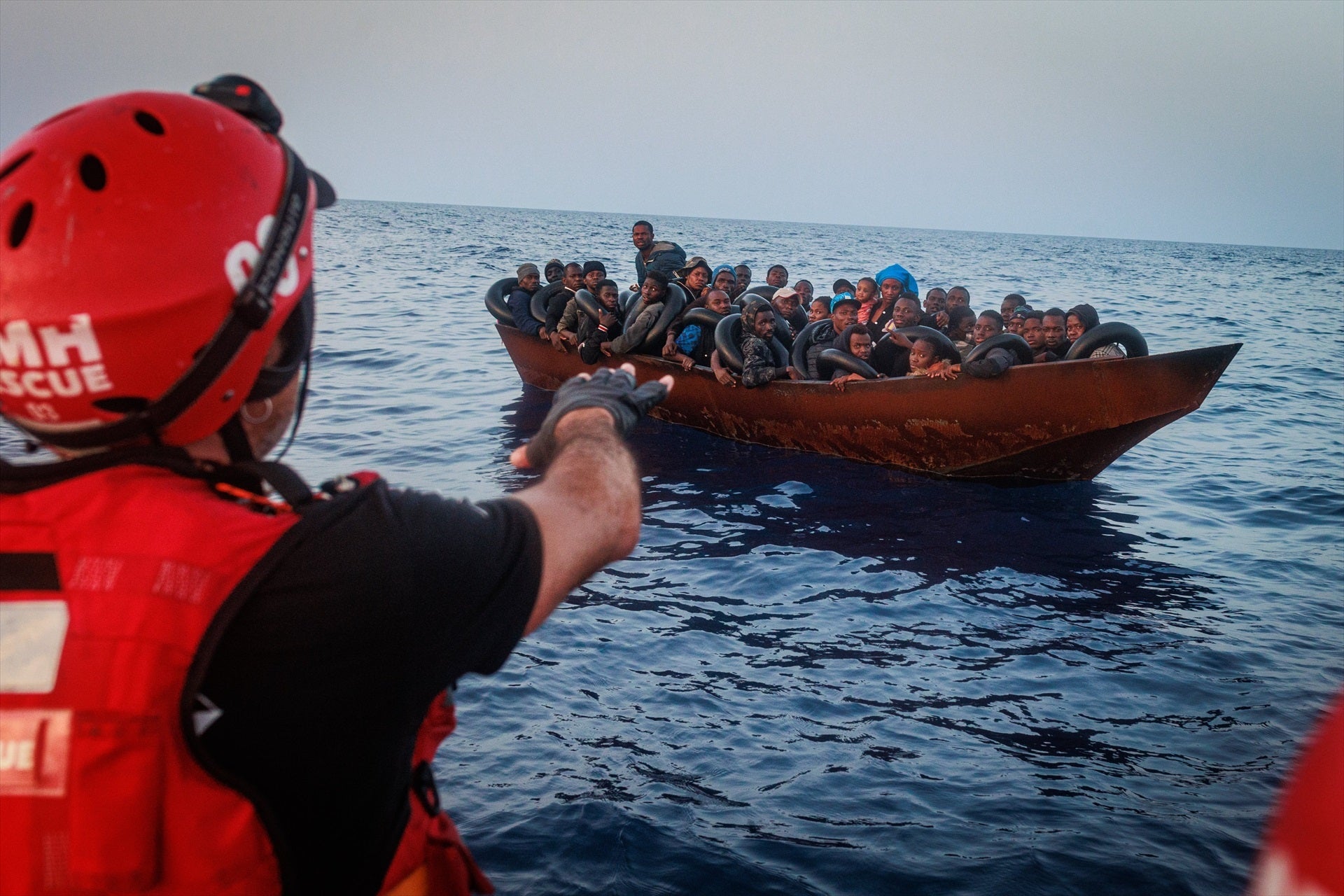 Mas de 2.000 migrantes llegan a la isla italiana de Lampedusa en las últimas 24 horas Mas de 2.000 migrantes llegan a la isla italiana de Lampedusa en las últimas 24 horas