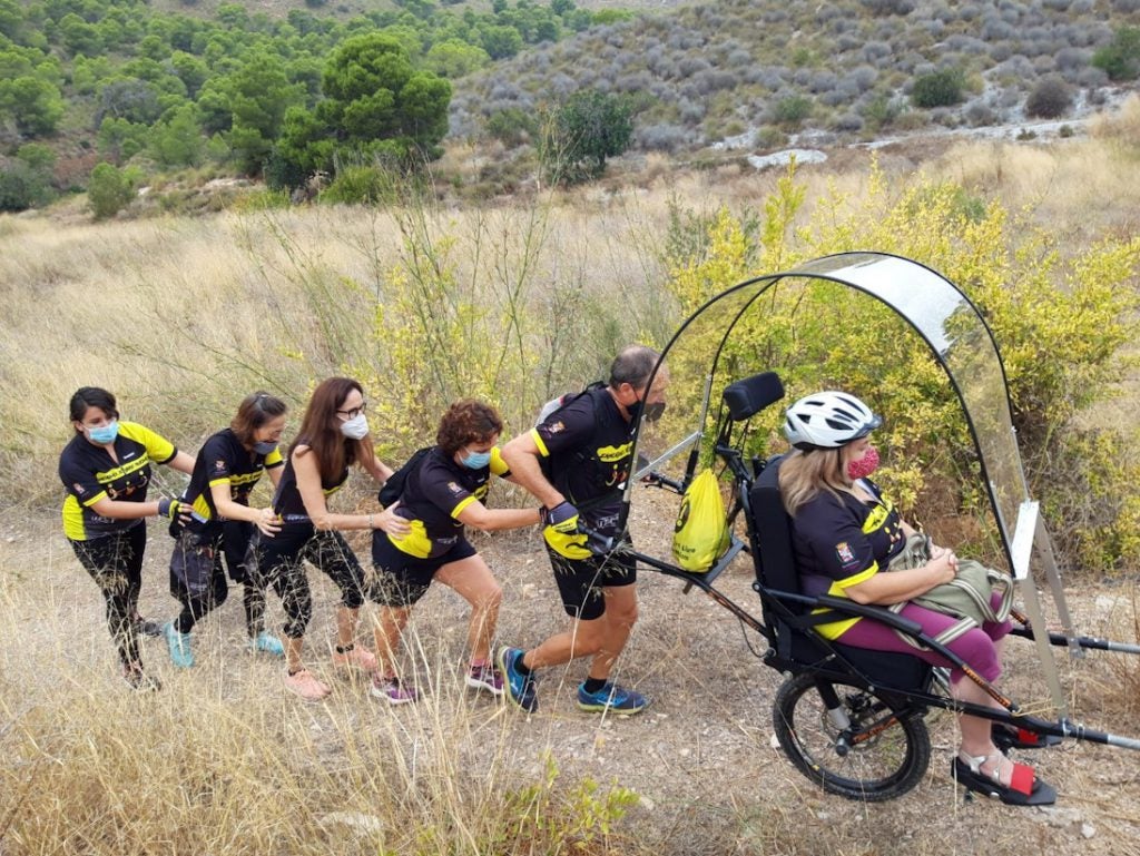 Premio Onda Cero Cartagena, en la categoría de "Valores Humanos", para "Zancadas sobre Ruedas" Premio Onda Cero Cartagena, en la categoría de "Valores Humanos", para "Zancadas sobre Ruedas"