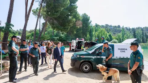 Tierraseca visita el dispositivo de seguridad de las Lagunas de Ruidera, que estará activado hasta 17 de septiembre Tierraseca visita el dispositivo de seguridad de las Lagunas de Ruidera, que estará activado hasta 17 de septiembre