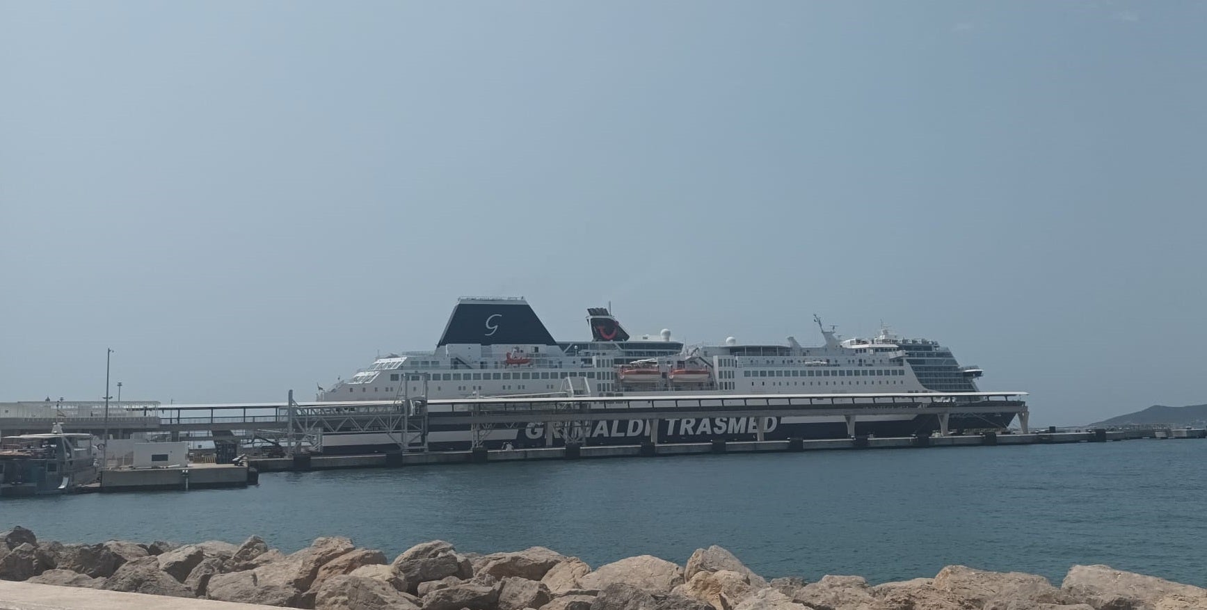 "Fisterra", el proyecto para reducir emisiones del transporte marítimo "Fisterra", el proyecto para reducir emisiones del transporte marítimo