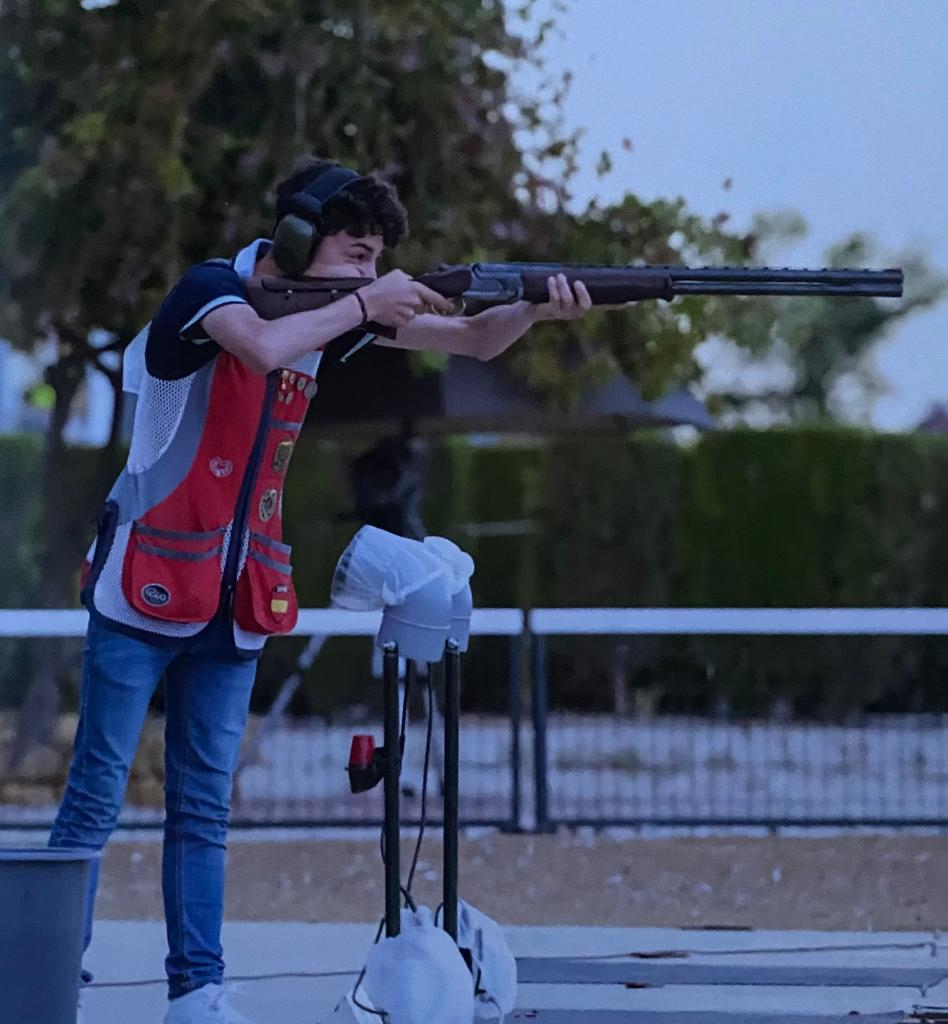 El ilicitano Héctor López disputa en Éibar el Campeonato de España de Tiro de Hélices El ilicitano Héctor López disputa en Éibar el Campeonato de España de Tiro de Hélices