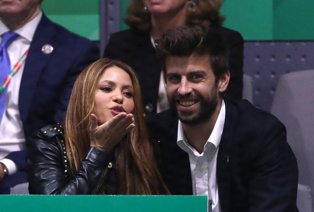 Las indirectas de Shakira a Piqué en su nuevo vídeo: fuera de su hábitat y en un basurero rodeada de ratas Las indirectas de Shakira a Piqué en su nuevo vídeo: fuera de su hábitat y en un basurero rodeada de ratas