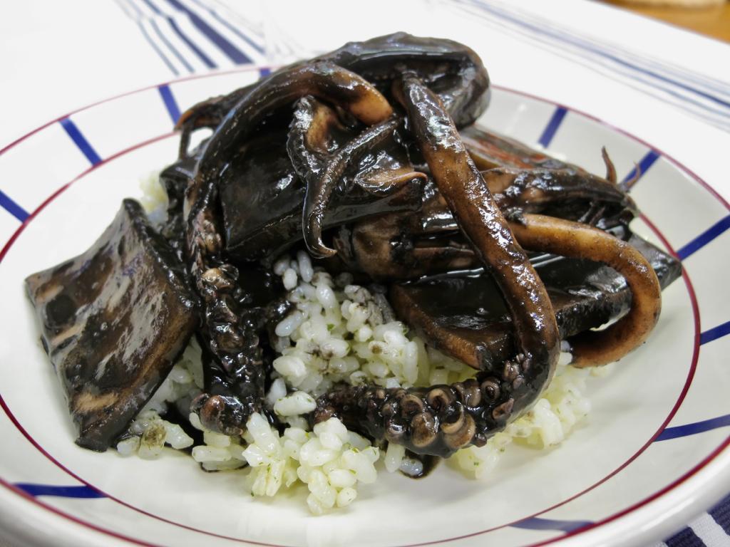 Chipirones troceados en su tinta, la receta perfecta de Robin Food Chipirones troceados en su tinta, la receta perfecta de Robin Food