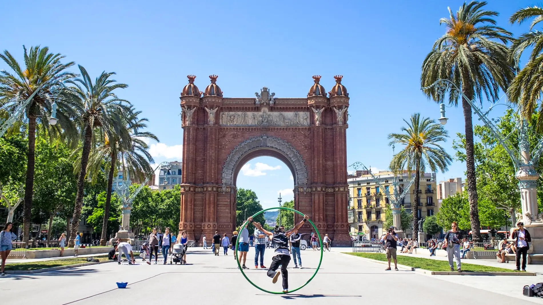 L’Ajuntament de Barcelona oferirà 227 refugis climàtics per a fer front a les altes temperatures