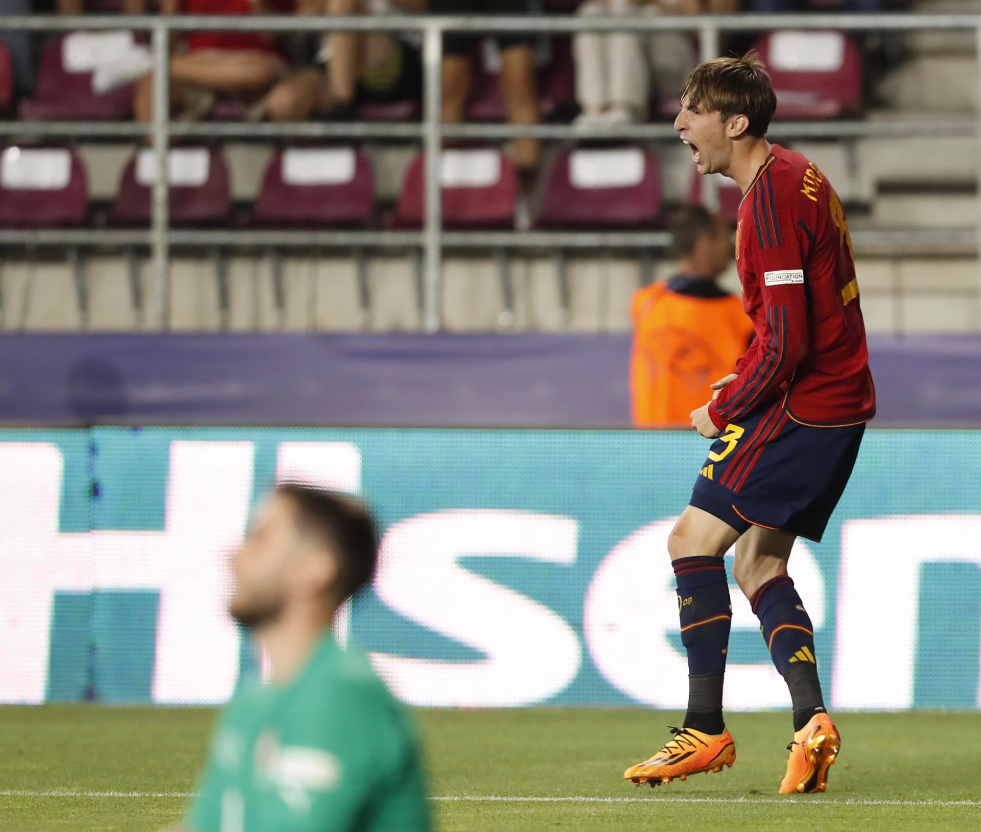 Miranda mete a España en semis y acaricia el pase a los Juegos Miranda mete a España en semis y acaricia el pase a los Juegos