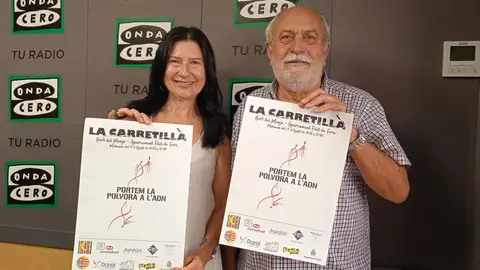 Jaime Sánchez con el cartel de La Carretillá d'Elx 2023 Jaime Sánchez con el cartel de La Carretillá d'Elx 2023