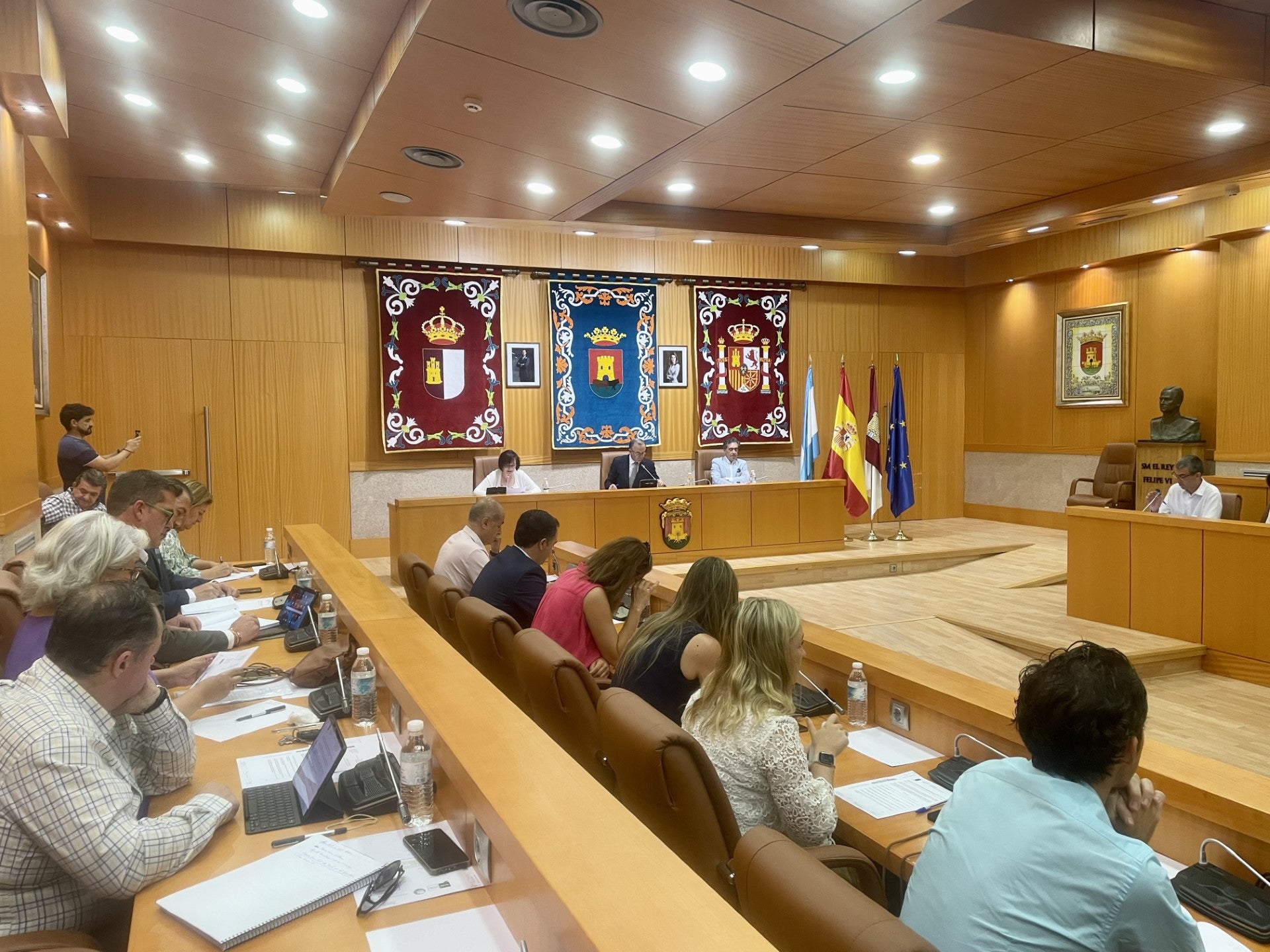 El pleno ratifica la nueva estructura municipal en Talavera El pleno ratifica la nueva estructura municipal en Talavera