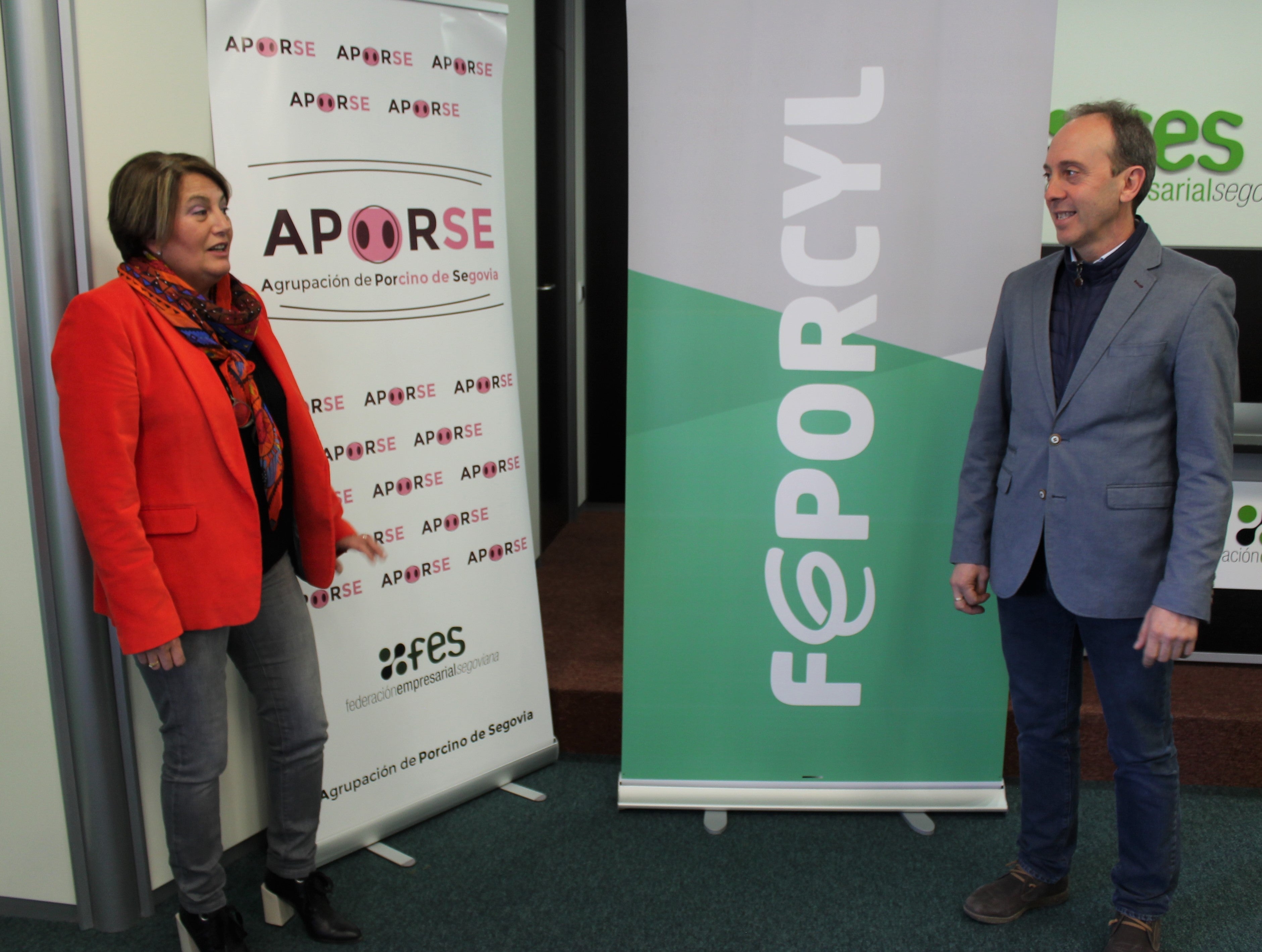 Raquel Conde recibe el premio Empresaria del Año de FES Raquel Conde recibe el premio Empresaria del Año de FES