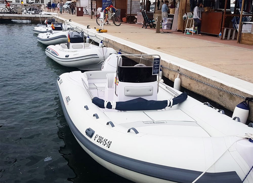 Recurso de la náutica balear contra el Govern por el decreto que prohíbe el alquiler de embarcaciones particulares Recurso de la náutica balear contra el Govern por el decreto que prohíbe el alquiler de embarcaciones particulares