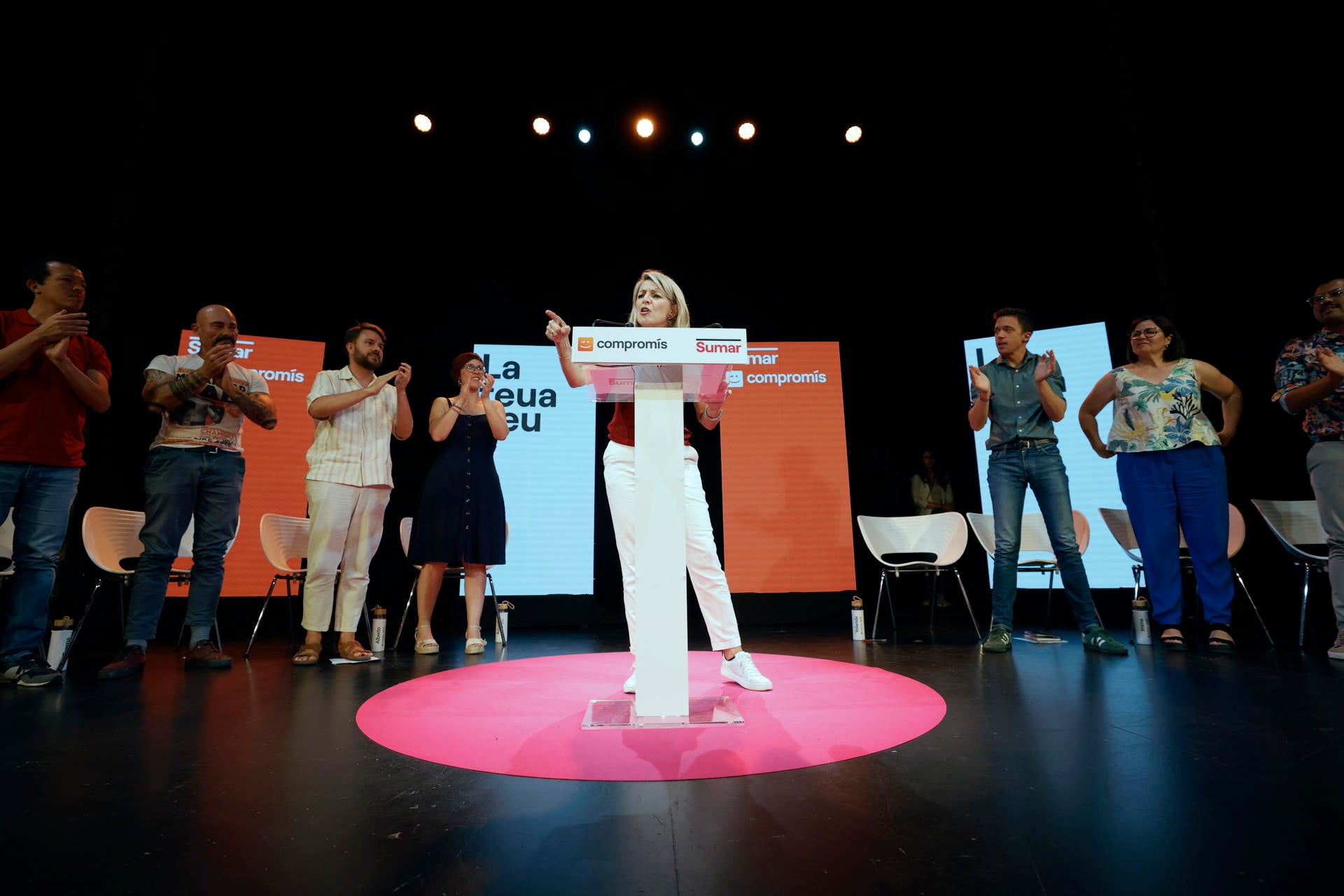 Yolanda Díaz habla de "remontada" en su acto en Valencia Yolanda Díaz habla de "remontada" en su acto en Valencia