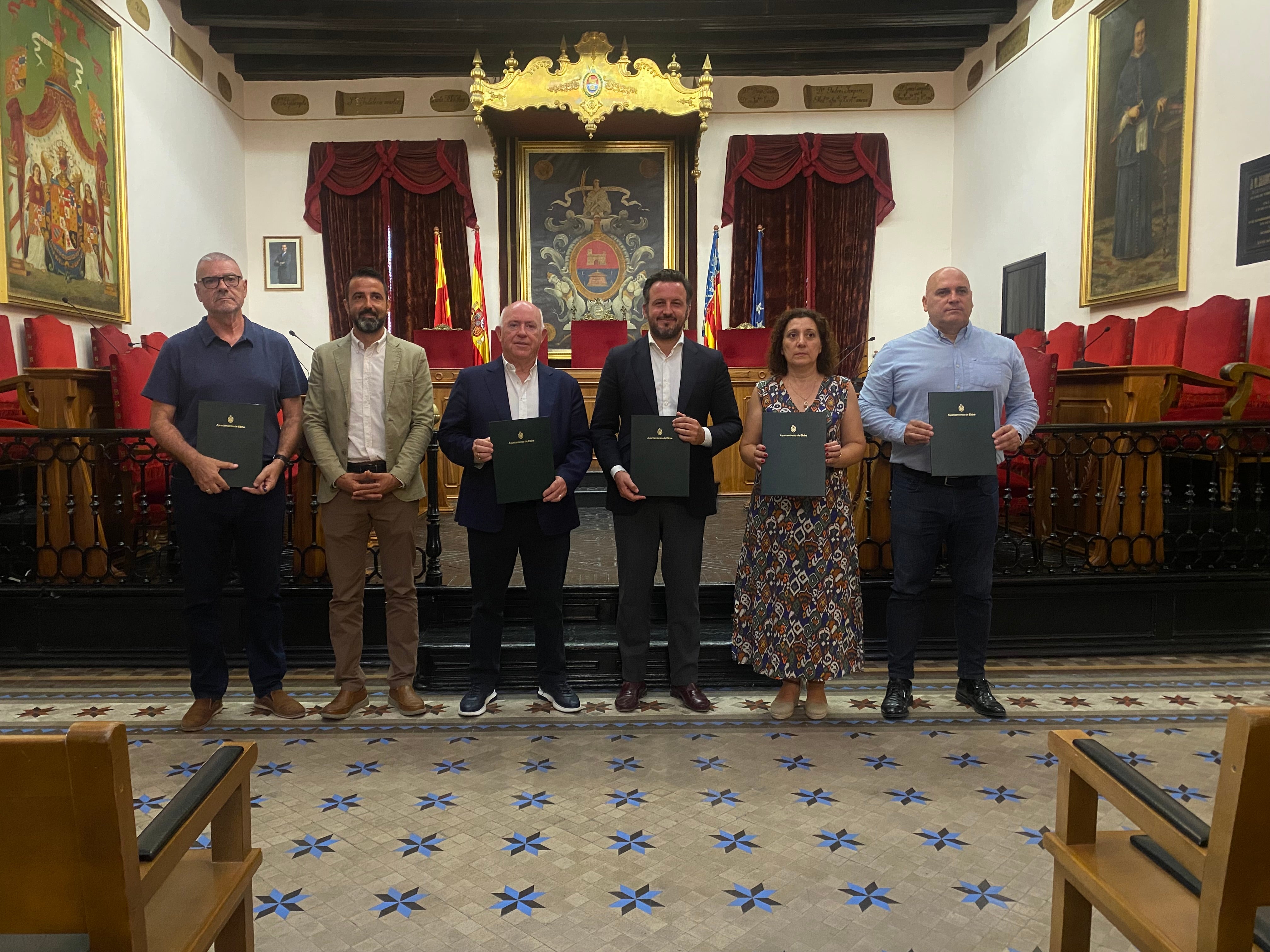 El Ayuntamiento de Elche firma el pacto territorial de empleo y desarrollo local participativo y sostenible del término municipal junto a Comisiones Obreras, UGT y CEV El Ayuntamiento de Elche firma el pacto territorial de empleo y desarrollo local participativo y sostenible del término municipal junto a Comisiones Obreras, UGT y CEV