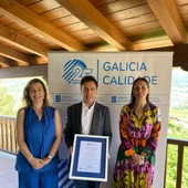 Galicia Calidade entrega o selo garantía á Adega de Petín Terriña Galicia Calidade entrega o selo garantía á Adega de Petín Terriña