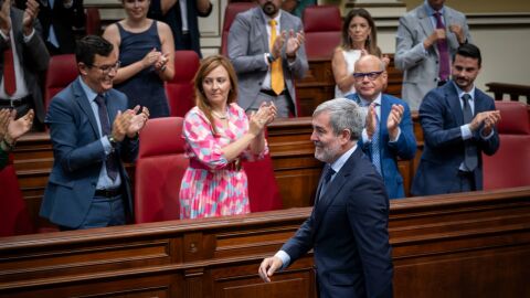 Fernando Clavijo (CC) tras la votación que le convierte en Presidente del Gobierno de Canarias