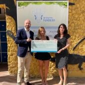 Fundación Río Safari de Elche recibe una ayuda de 2500 euros para el programa de terapia dirigida a la población más vulnerable 
