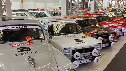 Así se ve la colección que tiene Seat de su propia historia. Así se ve la colección que tiene Seat de su propia historia.