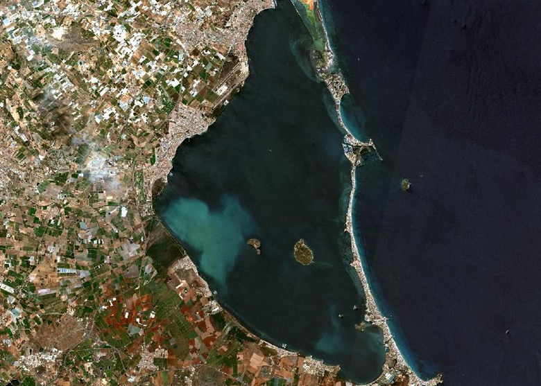 PP y VOX firman un acuerdo de gobierno en el que priorizan la mejora del estado del Mar Menor PP y VOX firman un acuerdo de gobierno en el que priorizan la mejora del estado del Mar Menor