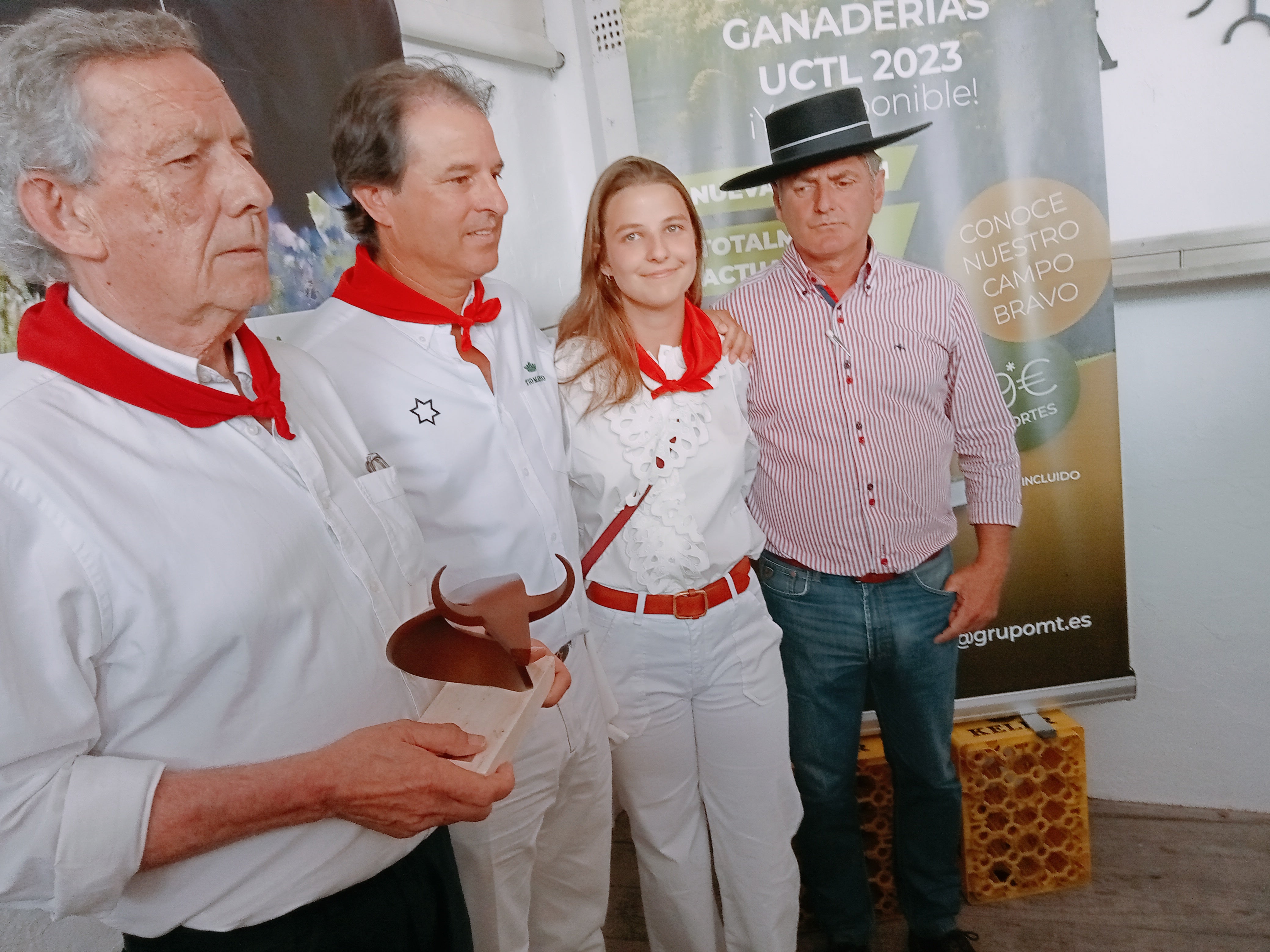Quinto Trofeo Carriquiri para un toro de Jandilla Quinto Trofeo Carriquiri para un toro de Jandilla