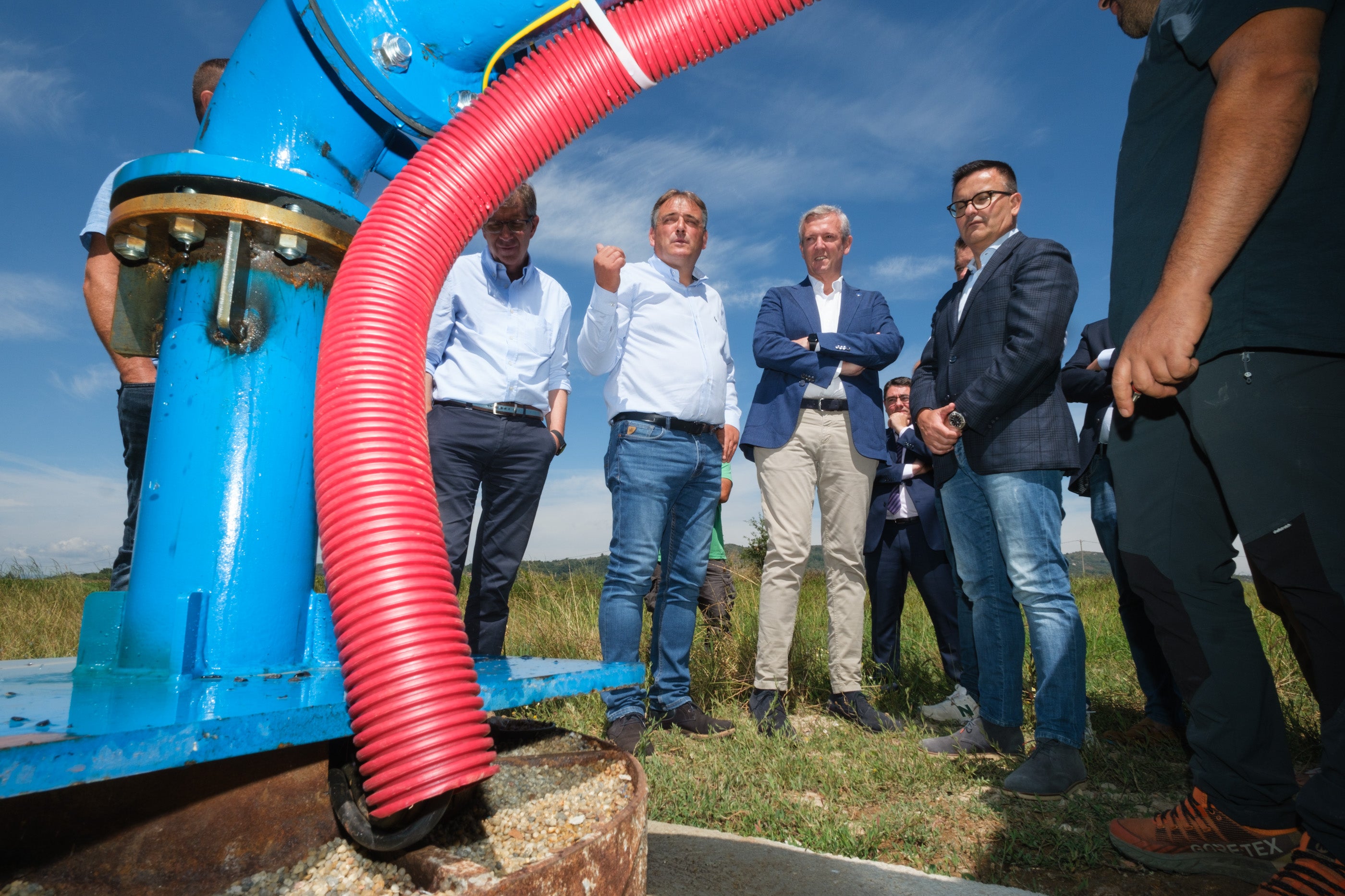 A Xunta destina 6,5 M€ para por en marcha 40 novos pozos de regadío na Limia A Xunta destina 6,5 M€ para por en marcha 40 novos pozos de regadío na Limia