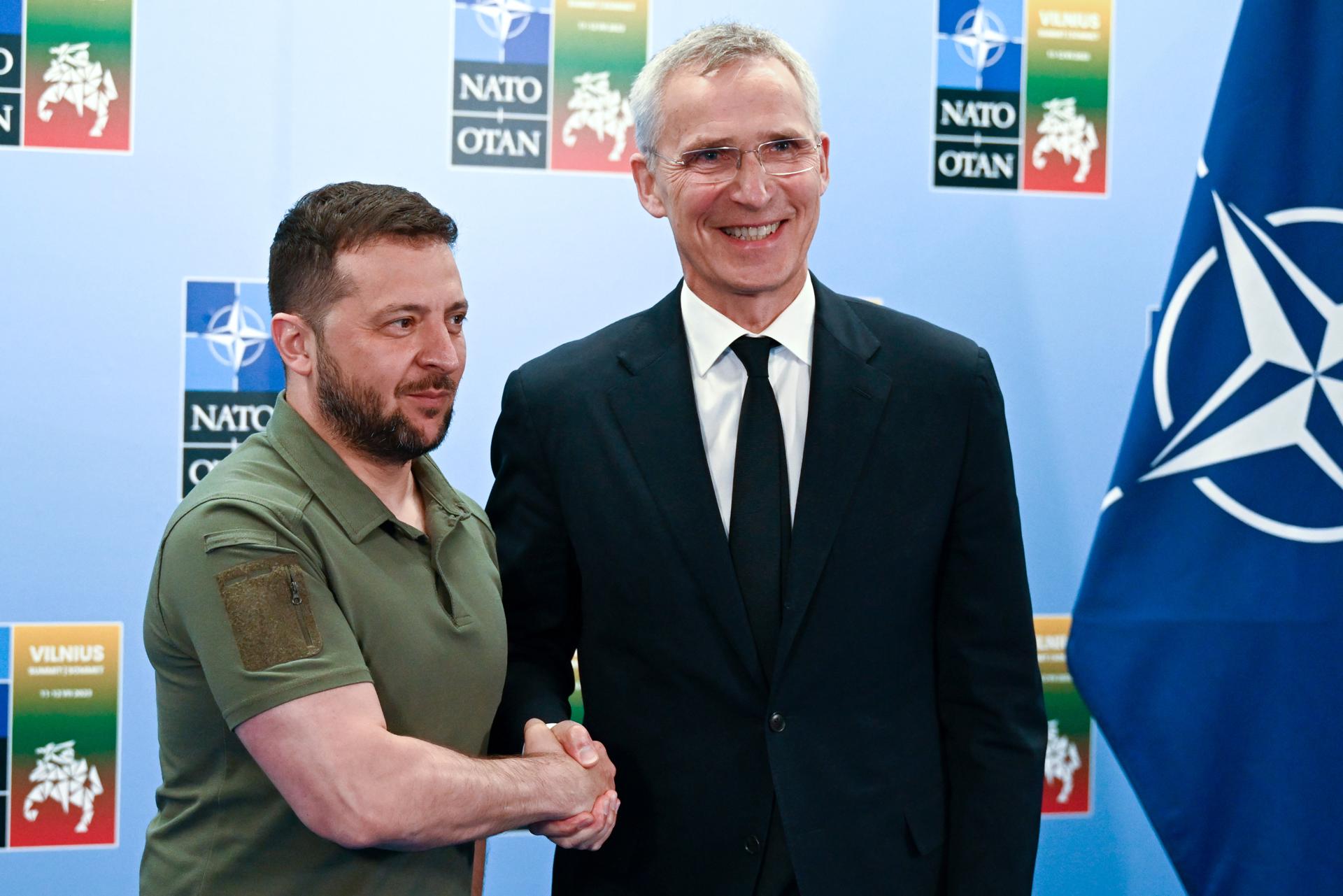 Stoltenberg expresa su anhelo de que Ucrania sea un aliado de la OTAN y Zelenski reclama una "invitación formal" Stoltenberg expresa su anhelo de que Ucrania sea un aliado de la OTAN y Zelenski reclama una "invitación formal"