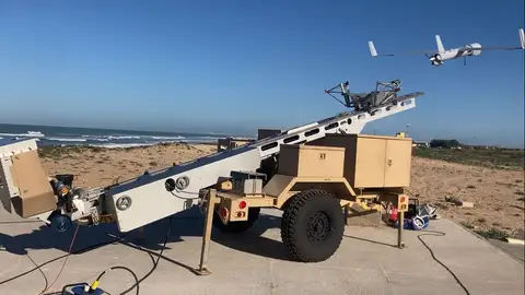 Vuelo de prueba del sistema 'Scan Eagle' digital de la Armada Vuelo de prueba del sistema 'Scan Eagle' digital de la Armada