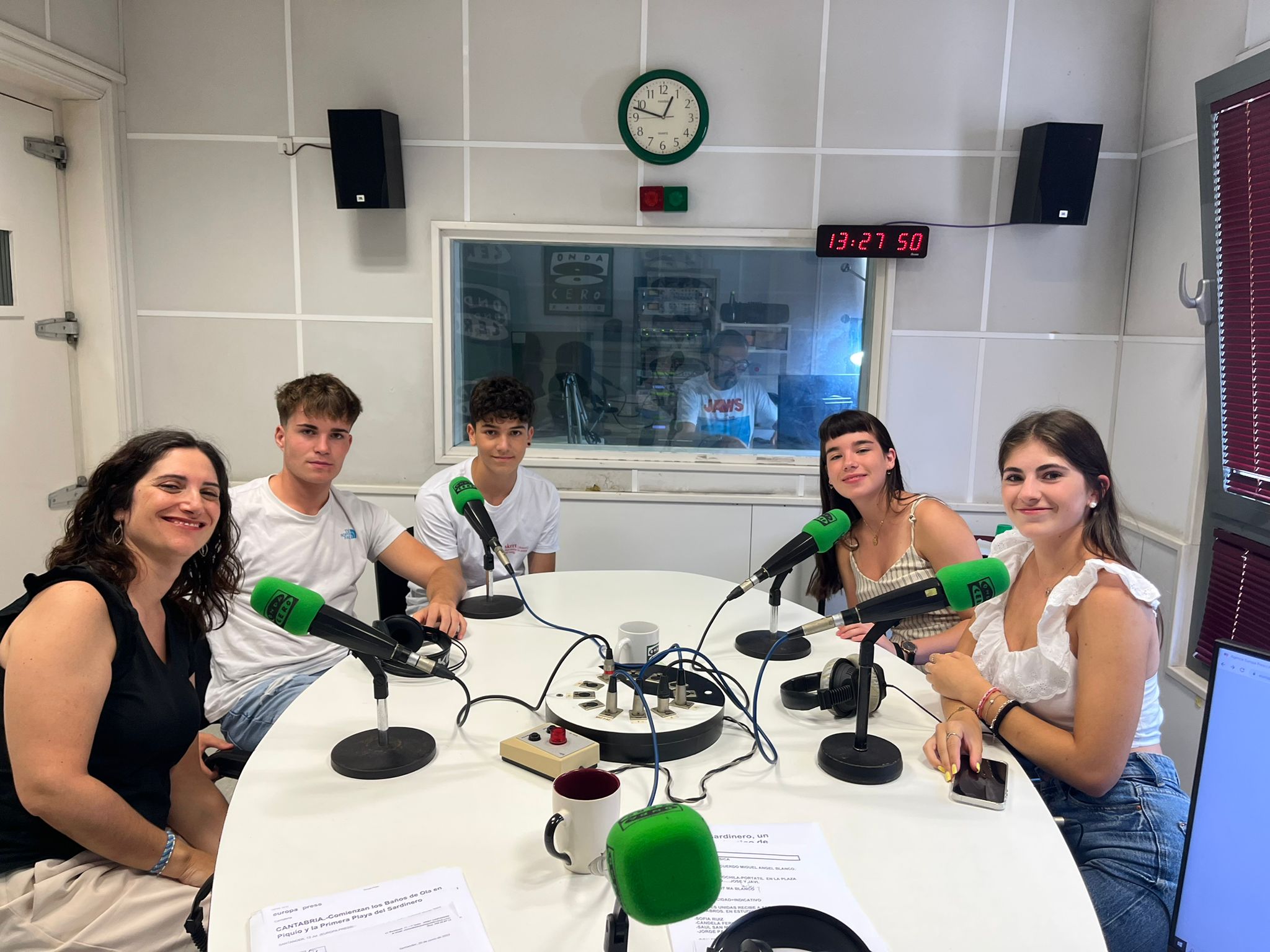 Cuatro estudiantes de Colindres llevan la voz de los jóvenes cántabros a Naciones Unidas Cuatro estudiantes de Colindres llevan la voz de los jóvenes cántabros a Naciones Unidas