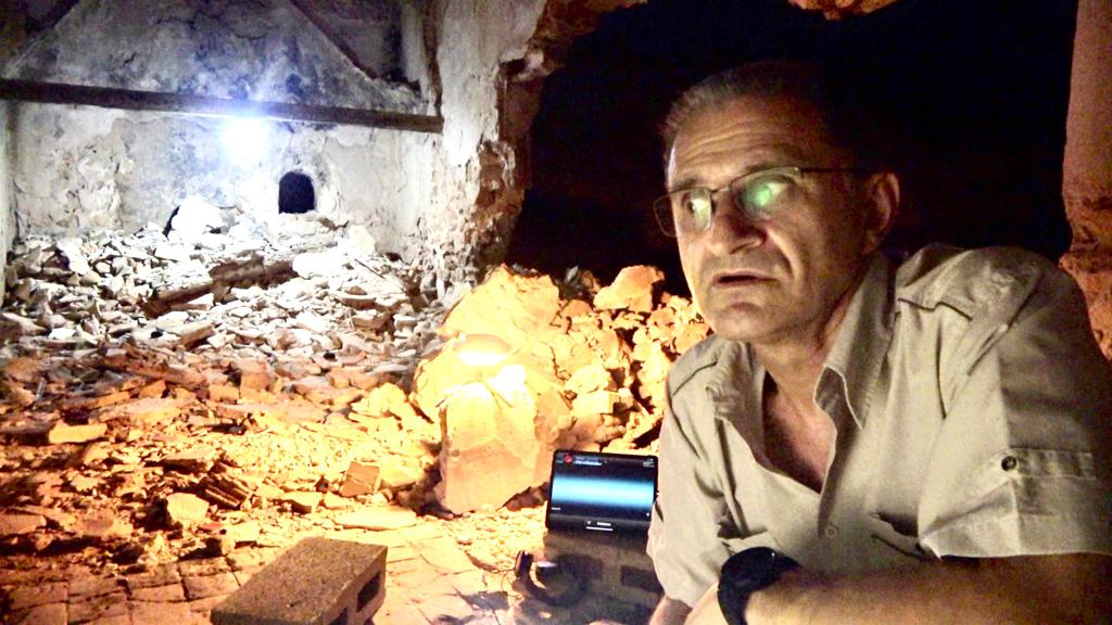 Pedro Amorós relata el terror vivido en la 'casa encantada' del aljibe en Alicante Pedro Amorós relata el terror vivido en la 'casa encantada' del aljibe en Alicante