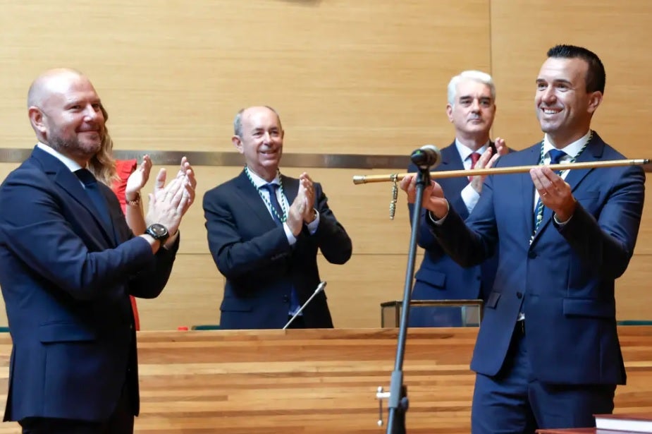 Ens Uneix entrega al PP la Diputació de València tras no apoyar al PSPV-PSOE Ens Uneix entrega al PP la Diputació de València tras no apoyar al PSPV-PSOE