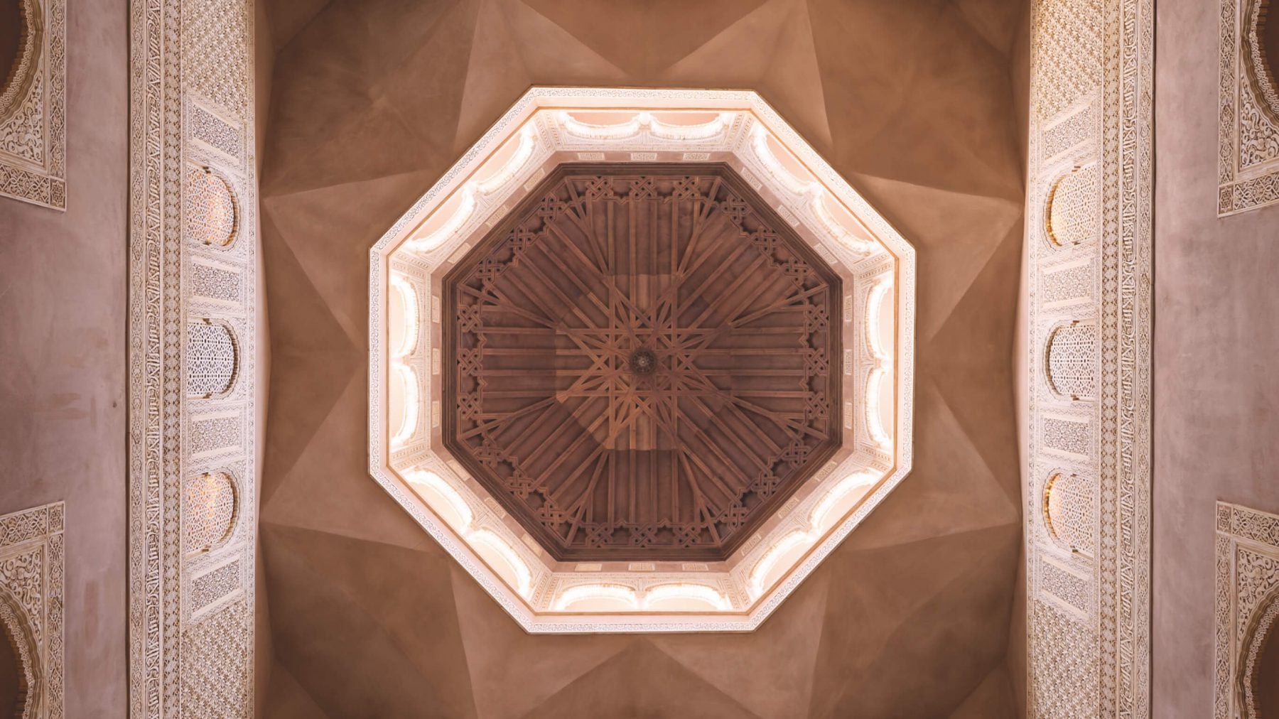 Hammam Al Ándalus, recibe el Premio Sostenibilidad Turística del Ayuntamiento de Málaga Hammam Al Ándalus, recibe el Premio Sostenibilidad Turística del Ayuntamiento de Málaga