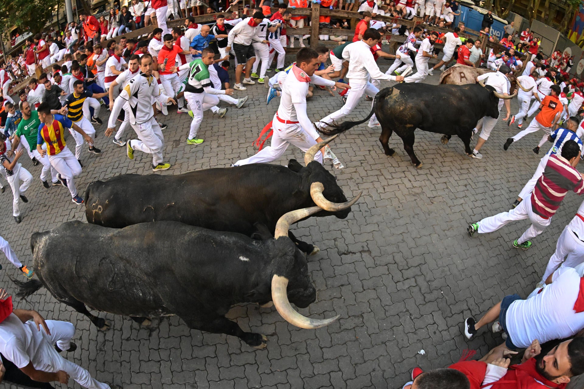 Un encierro limpio para despedir los Sanfermines Un encierro limpio para despedir los Sanfermines