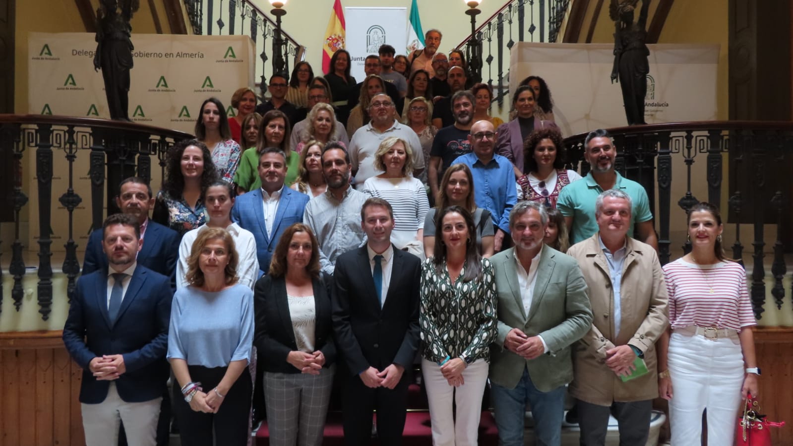 La Junta busca un hogar para más de 350 menores tutelados La Junta busca un hogar para más de 350 menores tutelados