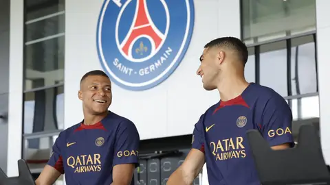 Mbappé regresa a los entrenamientos con el PSG Mbappé regresa a los entrenamientos con el PSG