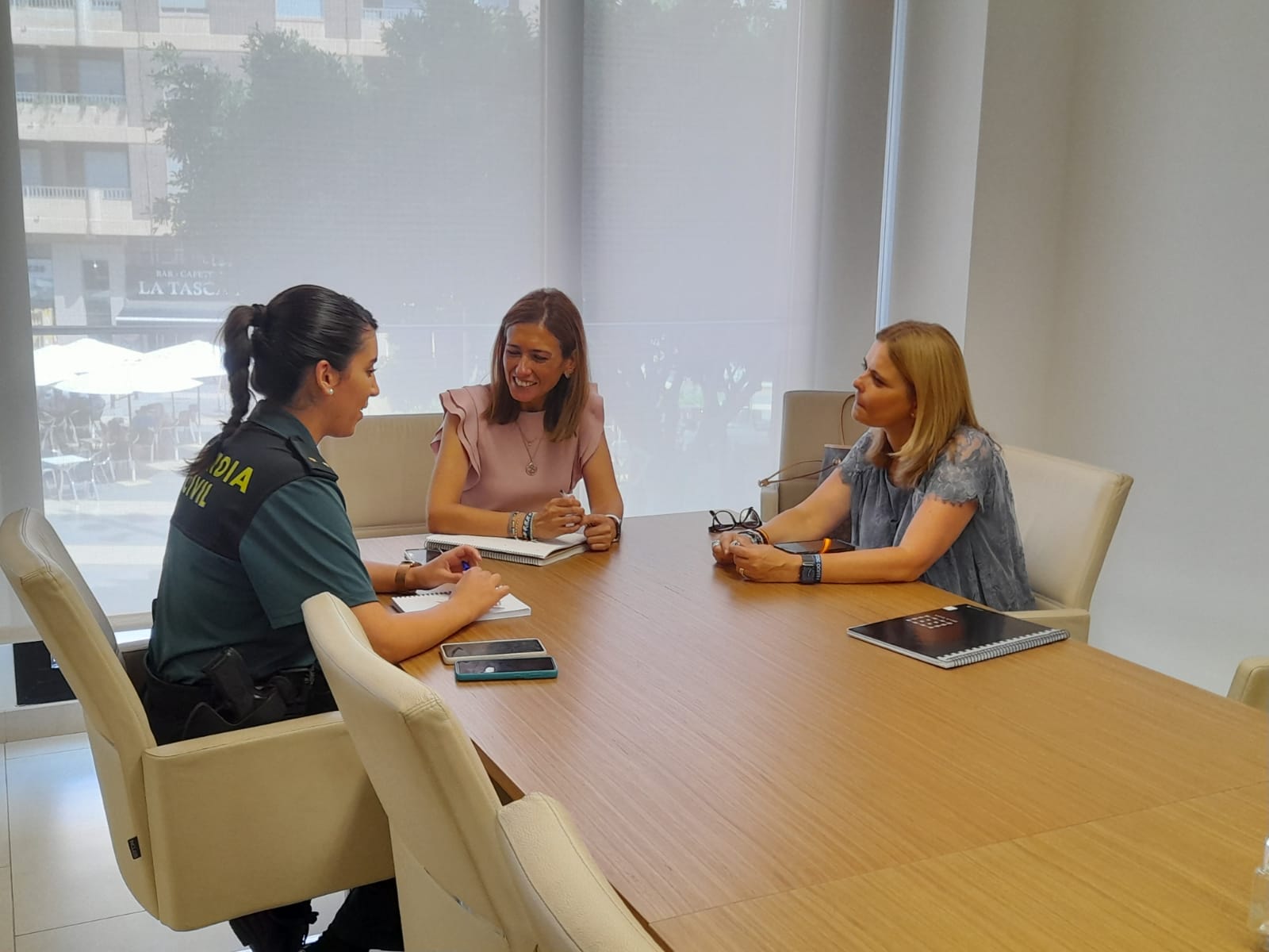 Almassora solicita un nuevo cuartel de la Guardia Civil y un incremento de efectivos Almassora solicita un nuevo cuartel de la Guardia Civil y un incremento de efectivos