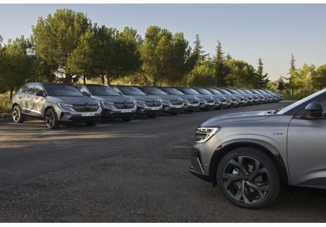 El Renault Austral fabricado en Villamuriel será el coche oficial de la presidencia española del Consejo de la UE El Renault Austral fabricado en Villamuriel será el coche oficial de la presidencia española del Consejo de la UE