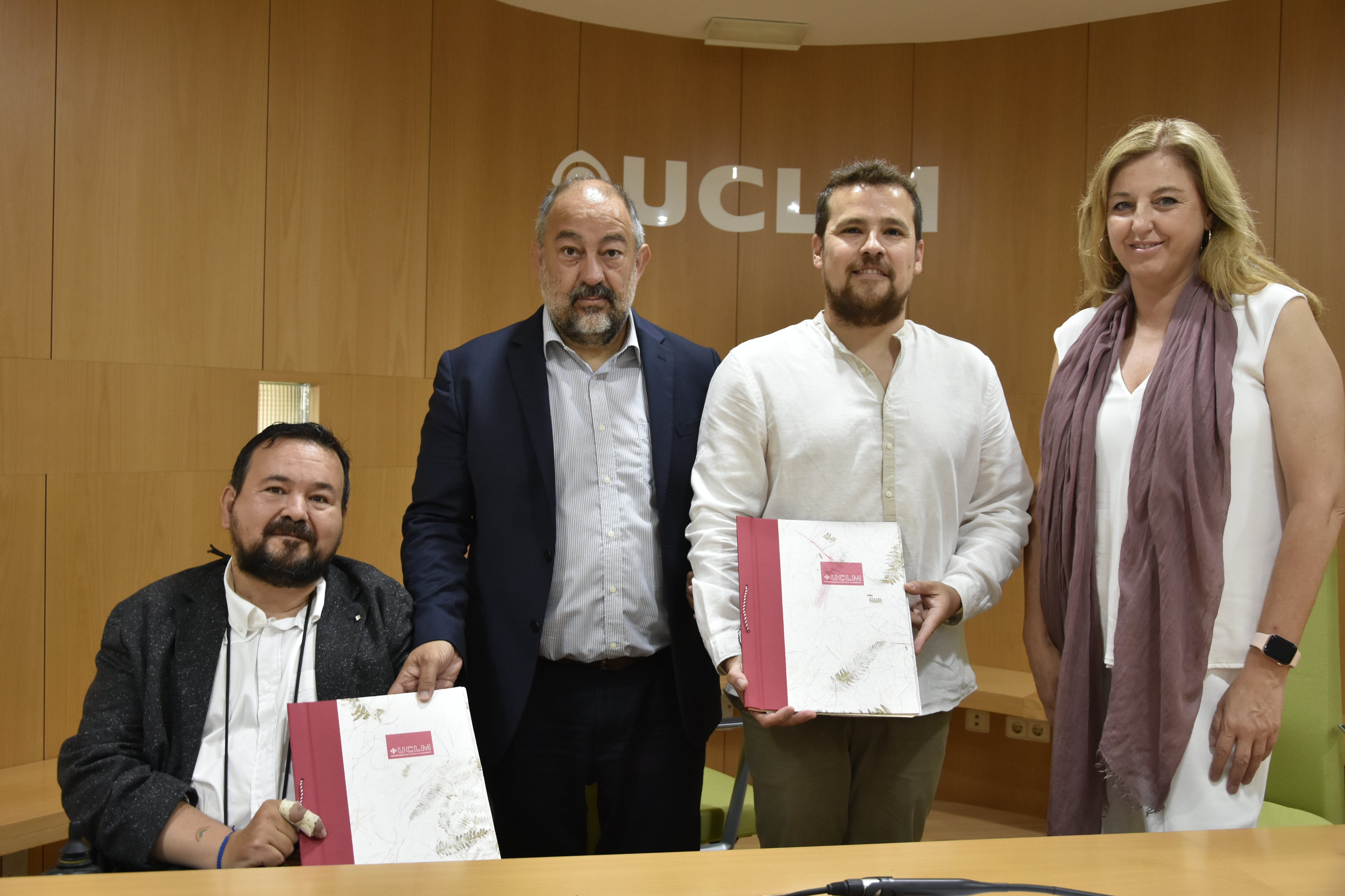 La UCLM establece la Cátedra Deporte, Educación y Bienestar “Juan Ramón Amores” La UCLM establece la Cátedra Deporte, Educación y Bienestar “Juan Ramón Amores”