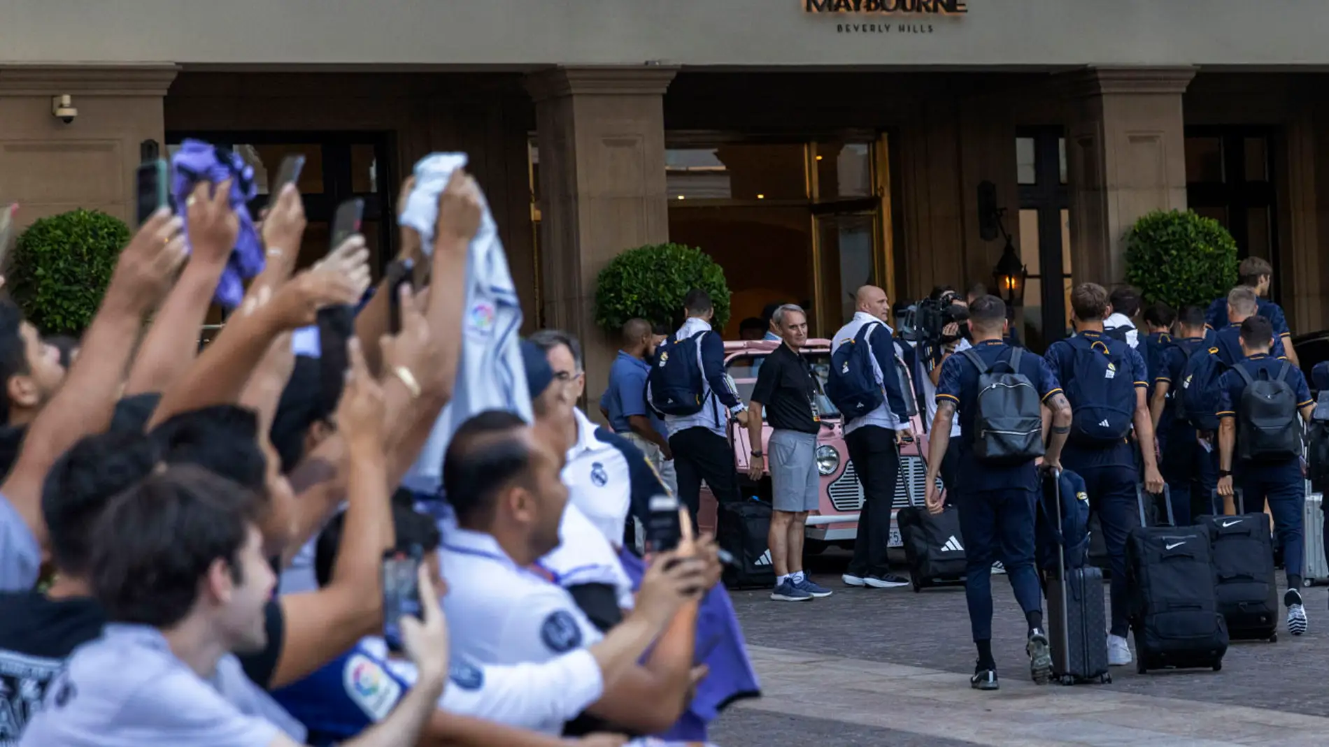 El Real Madrid llega a su hotel en Los Ángeles