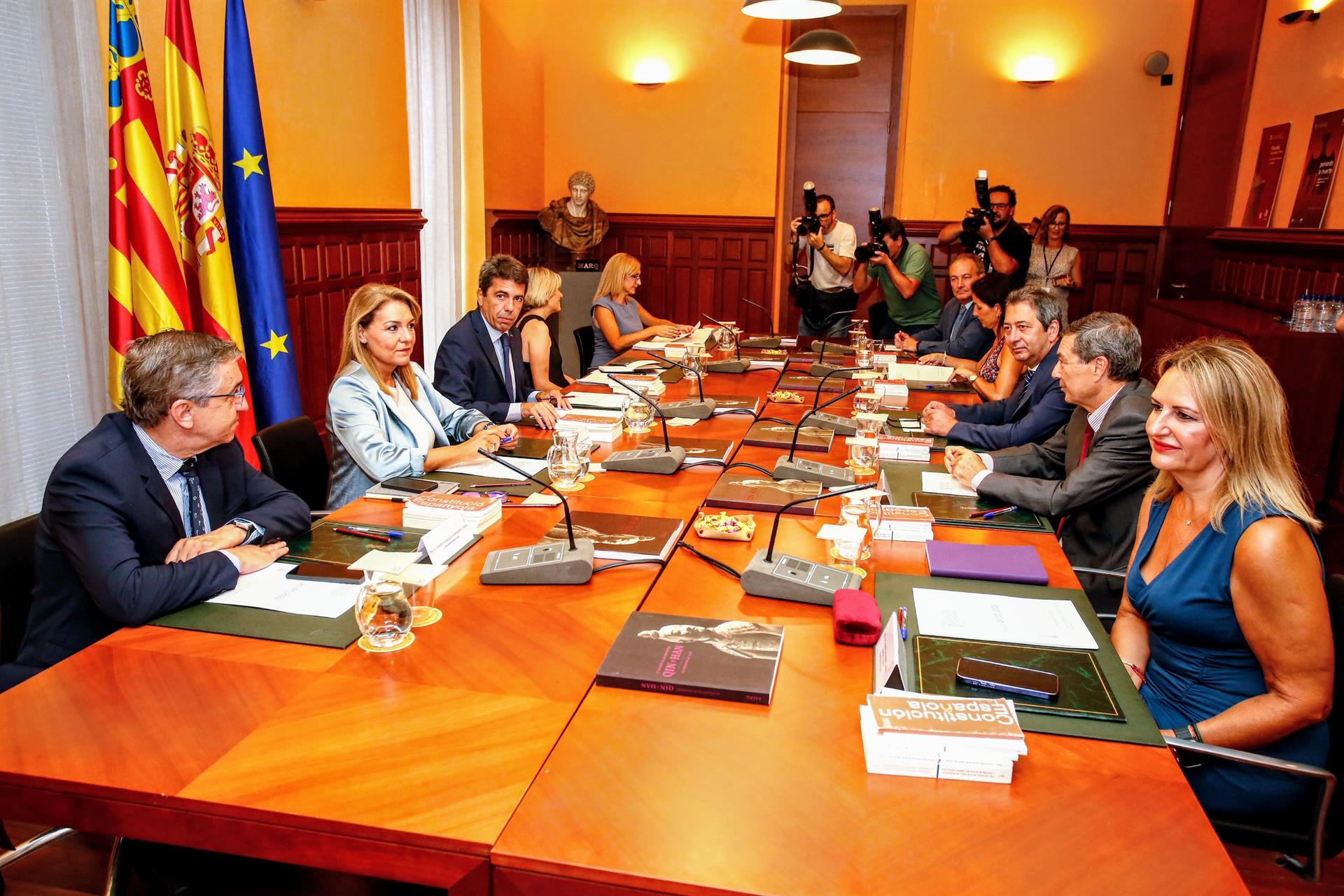 El Consell de Mazón inicia el proceso para bonificar al máximo sucesiones y donaciones El Consell de Mazón inicia el proceso para bonificar al máximo sucesiones y donaciones