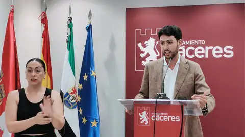 El Ayuntamiento de Cáceres modifica el Bando del Silencio para hacerlo compatible con el trabajo de la construcción El Ayuntamiento de Cáceres modifica el Bando del Silencio para hacerlo compatible con el trabajo de la construcción