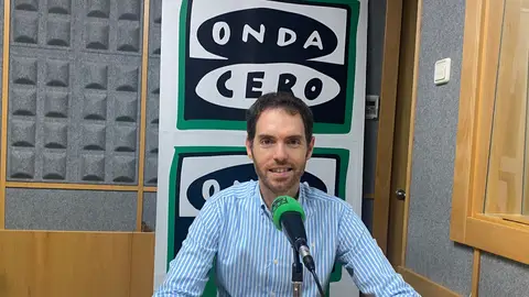 Sergio Sayas Sergio Sayas: "Todos los navarros que no quieran ver que Navarra se pinta de rojo socialista, tienen que entender que deben votar al PP"