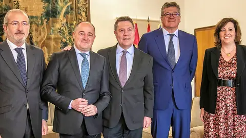 Stadler. Emilio Sáez. Stadler. Emilio Sáez.