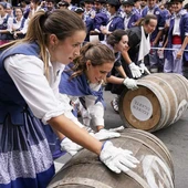 VI Carrera de Barricas de Vino VI Carrera de Barricas de Vino